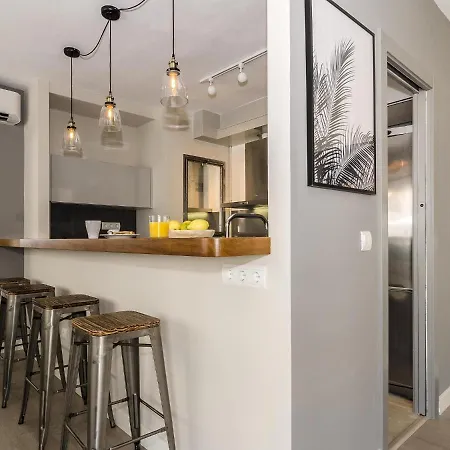 Spaces Deluxe Centre Apartman Sitges