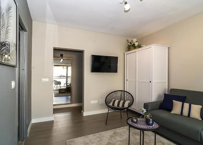 Spaces Deluxe Centre Διαμέρισμα Σίτζες