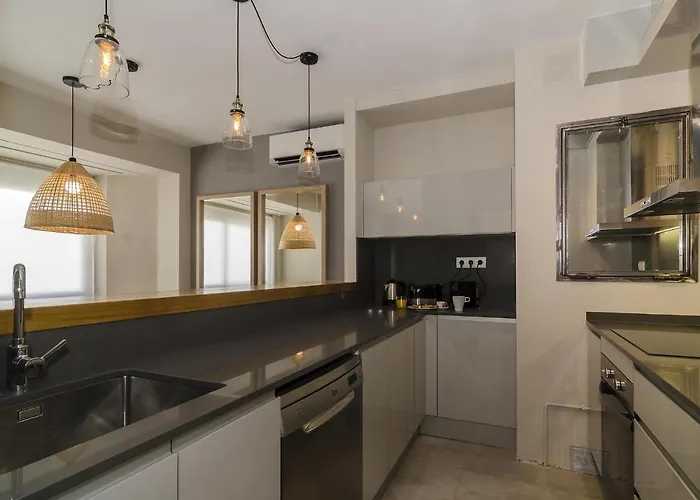 Spaces Deluxe Centre Διαμέρισμα Σίτζες