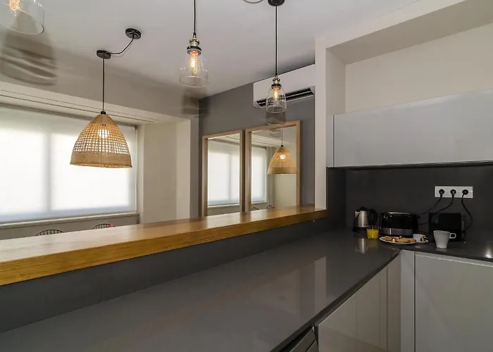 Spaces Deluxe Centre *