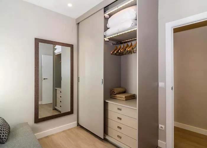 Spaces Deluxe Centre Διαμέρισμα Σίτζες